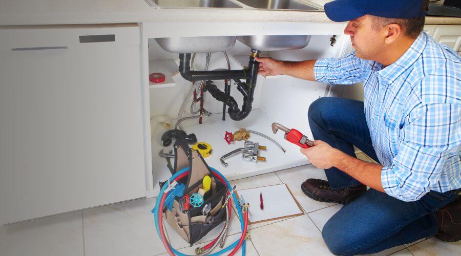 Local tankless water heater installation in Waverly, IL